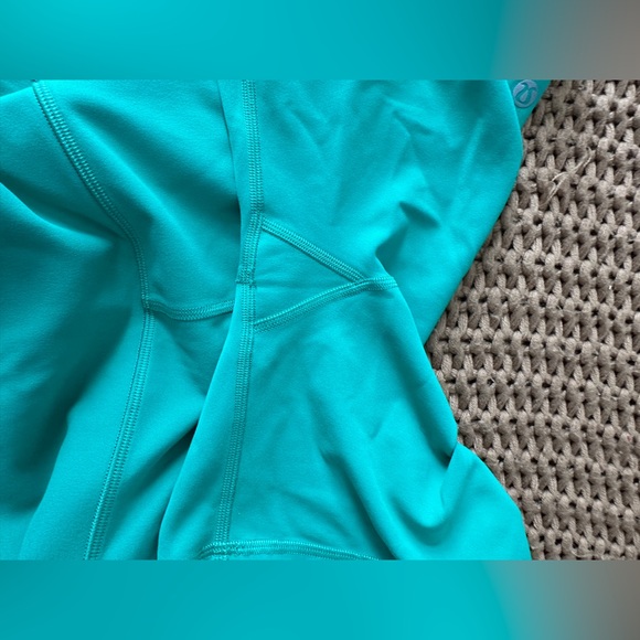 Lululemon high rise wunder train 6” - Picture 2 of 4